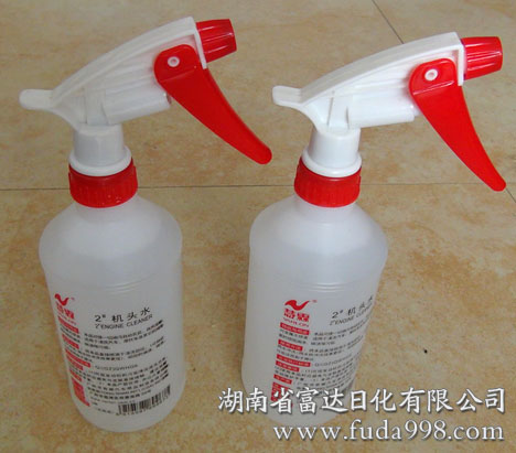 車(chē)用機(jī)頭水